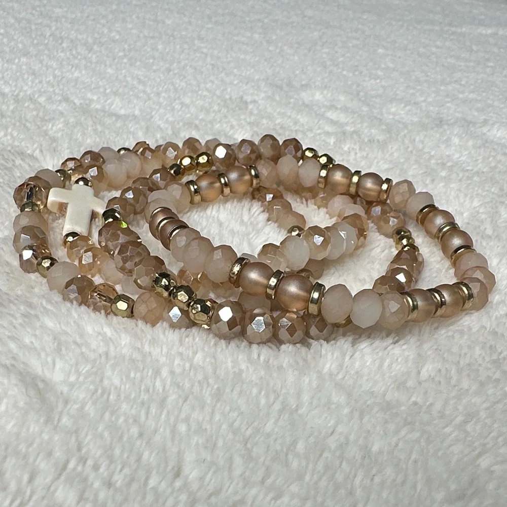 Beaded Bracelets Pretty Neutral Gold Mauve Pink Set of 4 with Cross Charm NWOT